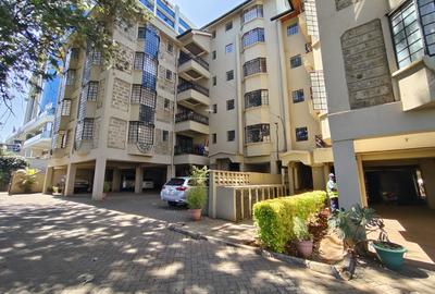 2 Bed Apartment with Parking in Kilimani - 4