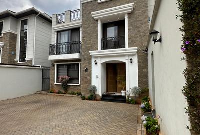 5 Bed Townhouse with En Suite in Westlands Area