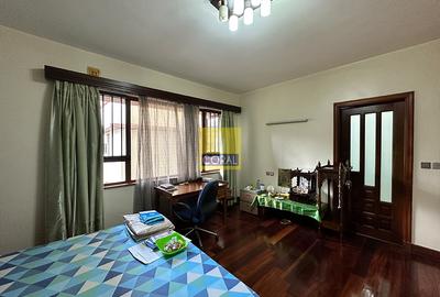3 Bed Apartment in Parklands - 3