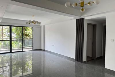 2 Bed Apartment with En Suite in Riverside