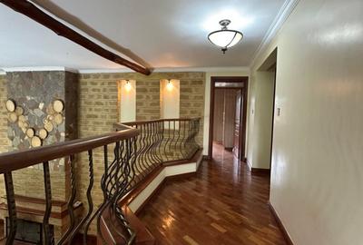 4 Bed House with En Suite at Kerarapon - 2