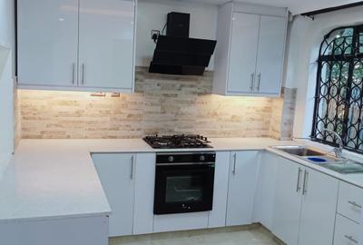 4 Bed Townhouse with En Suite in Lavington
