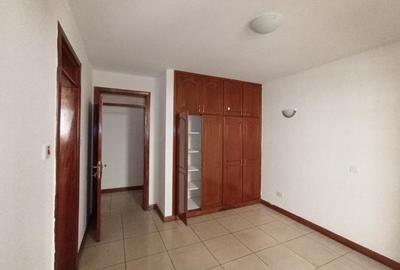 2 Bed Apartment with En Suite at Brookside Grove - 4