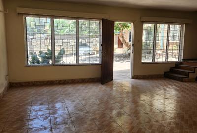 Commercial Property with Service Charge Included at Kilimani - 3