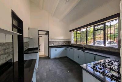 4 Bed Townhouse with En Suite at Lavington Green - 4