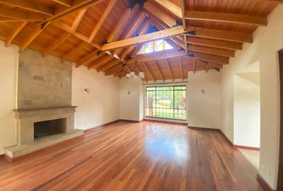 5 Bed House with En Suite in Runda - 4