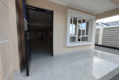 3 Bed House with En Suite in Kamakis - 3