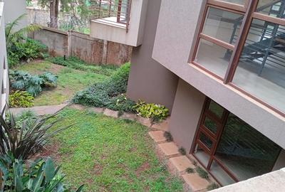 5 Bed Villa with Staff Quarters in Lavington