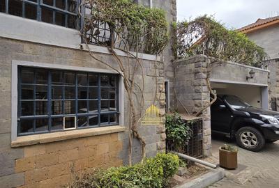 5 Bed Townhouse with En Suite in Kileleshwa