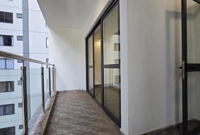 1 Bed Apartment with En Suite in Riverside