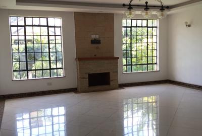 4 Bed Townhouse with En Suite in Kitisuru - 3