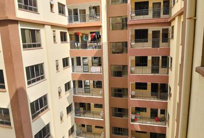 2 Bed Apartment with En Suite in Lavington