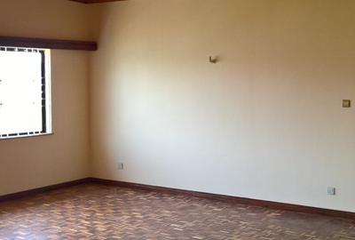 Commercial Property with Parking in Kilimani - 4