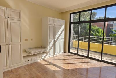 5 Bed House with En Suite in Karen - 4