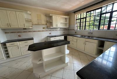 4 Bed House with En Suite in Karen