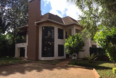 4 Bed Villa with En Suite in Kiambu Road