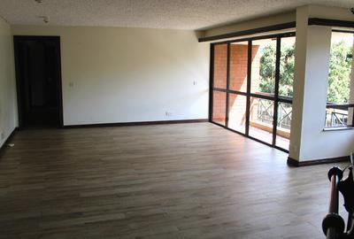 3 Bed Apartment with En Suite in Westlands Area