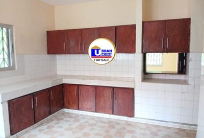 4 Bed House with En Suite in Nyali Area - 3