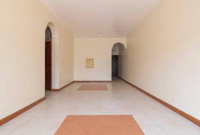 3 Bed Apartment with En Suite in Langata