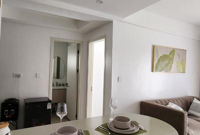 Furnished 1 Bed Apartment with Swimming Pool in Kilimani - 3