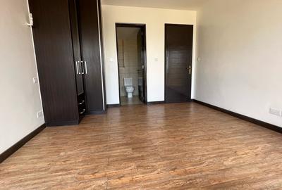 3 Bed Apartment with En Suite at Parklands
