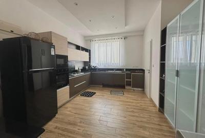 Furnished 3 Bed Apartment with En Suite at Riverside Drive