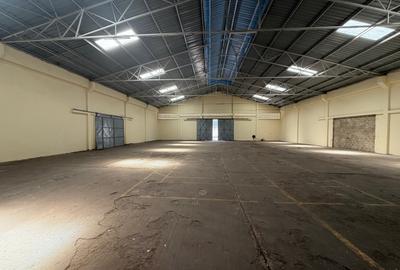 20,600 ft² Warehouse with Parking at Mengo Road
