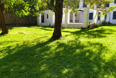 5 Bed House with En Suite in Gigiri