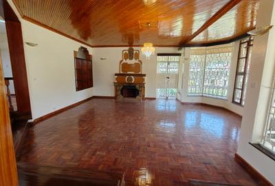 5 Bed House with En Suite at Runda - 2