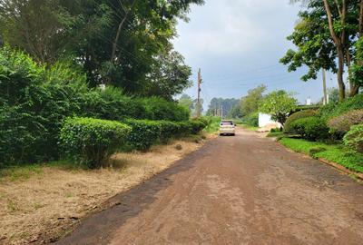 1 ac Land in Kitisuru