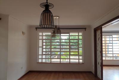 4 Bed Townhouse with En Suite in Kiambu Town