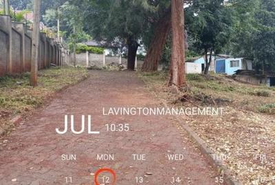 0.47 m² Land at Lavington Green
