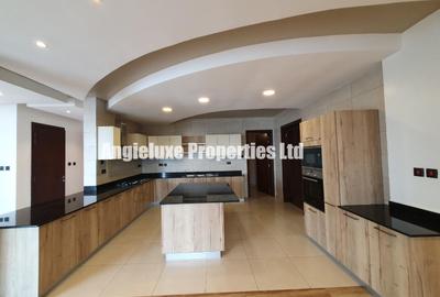 4 Bed Apartment with En Suite at General Mathenge Road