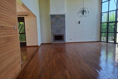 5 Bed Townhouse with En Suite at Off Panafric Insurance Avenue - 4