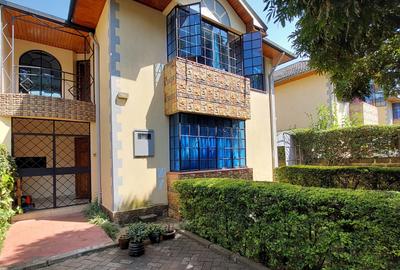 4 Bed Townhouse with En Suite in Lavington