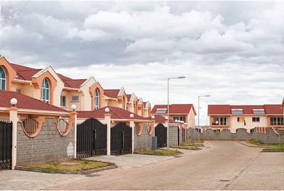 4 Bed Townhouse with En Suite at Phenom Estate Langata