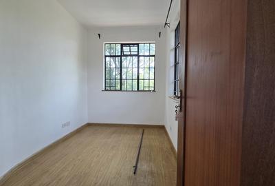 4 Bed House with En Suite in Runda - 3