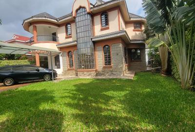 5 Bed House with En Suite in Kamakis