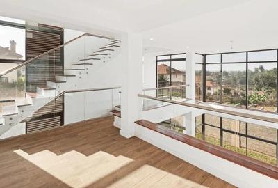 4 Bed Townhouse with En Suite in Loresho - 4