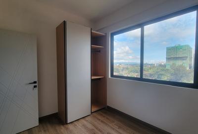 1 Bed Apartment with Swimming Pool in Kilimani
