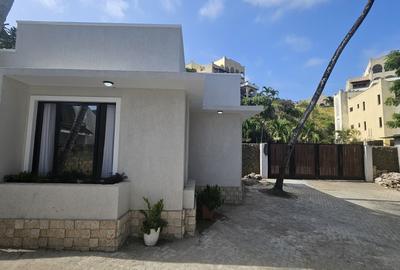 Furnished Bedsitter at Bondeni Road