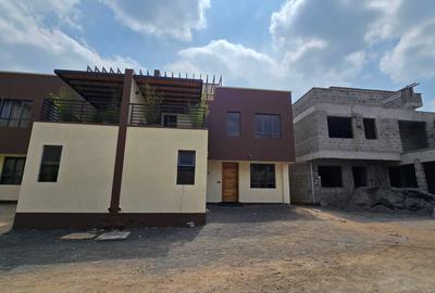 4 Bed House with En Suite in Ruaka - 3