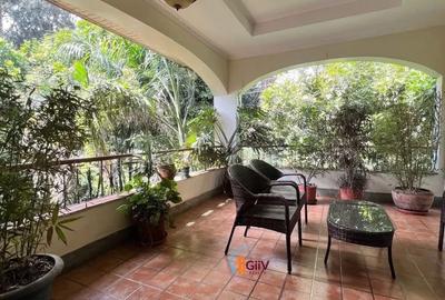 Serviced 2 Bed Apartment with En Suite in Nyari - 2