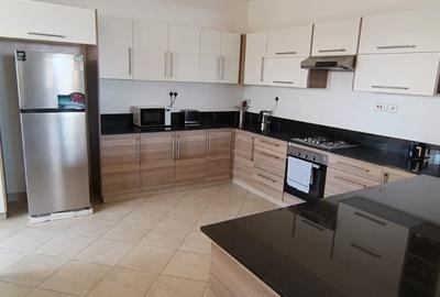 Furnished 2 Bed Apartment with En Suite in Westlands Area - 3