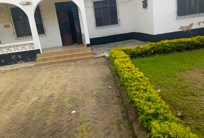 4 Bed Villa with En Suite at Bamburi - 2