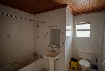 4 Bed Townhouse with En Suite at Lavington Green - 4