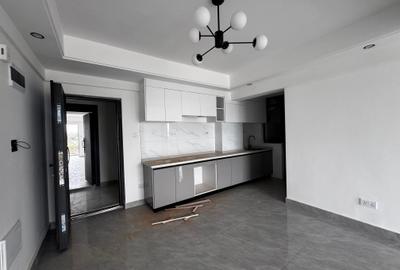 2 Bed Apartment with En Suite in Westlands Area