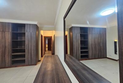 2 Bed Apartment with Borehole in Kileleshwa