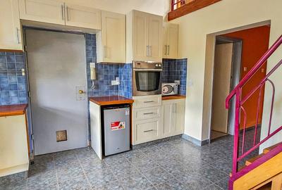 Furnished 2 Bed Apartment with Parking at Near Hardy Post