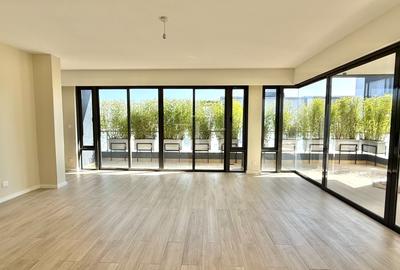 4 Bed Apartment with En Suite in Riverside